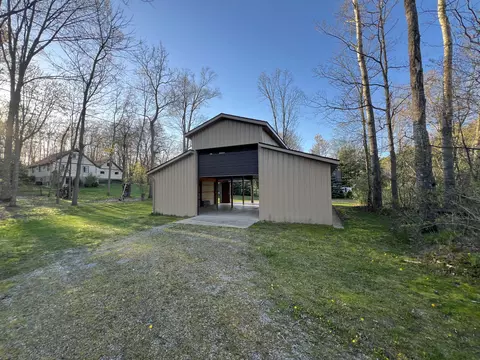 302 Ridgedale Dr, Roscommon, MI 48653 photo 57