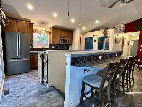 Kitchen - 2434 Jack Pine Dr, Grayling, MI 49738 photo 6 of 10