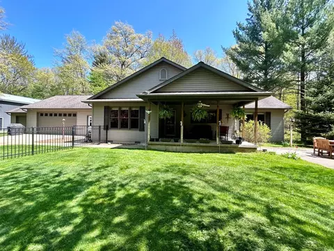 2461 Windover Court Prudenville Mi 48651 Ct, Prudenville, MI 48651