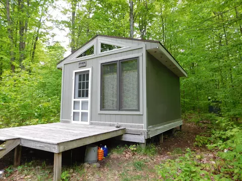 Buck Trail, Frederic, MI 49733 photo 13