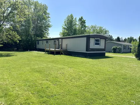 201 Loxley Houghton Lake Heights Mi 48630, Houghton Lake Heights, MI 48630
