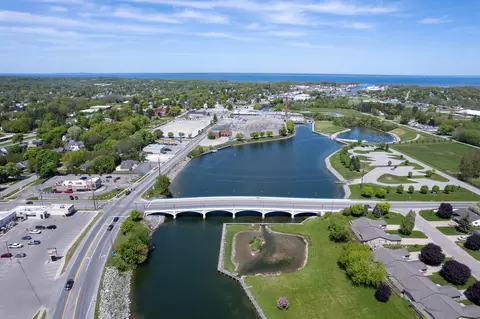 View/Area - 170 Riverside Dr, Cheboygan, MI 49721 photo 22 of 25