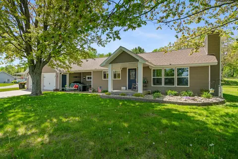 6721 N Straits Highway Cheboygan Mi 49721 Hwy, Cheboygan, MI 49721