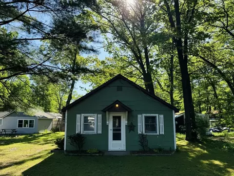 130 Stratford Drive Prudenville Mi 48651 Dr, Prudenville, MI 48651
