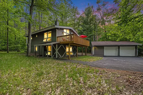 5990 Algonquin Rd, Gaylord, MI 49735