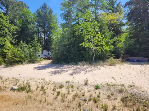 10516 Raven Dr, Ocqueoc, MI 49759 photo 9