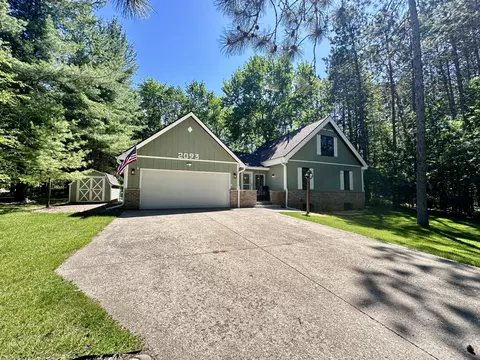 2093 Michaywe Drive Gaylord Mi 49735 Dr, Gaylord, MI 49735
