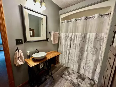 Bath - 2835 Arthur Road Lachine Mi 49753 Rd, Lachine, MI 49753 photo 1 of 2