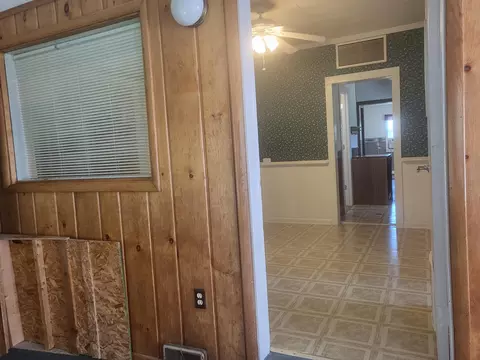 Entry Way - 708 Maple Street Grayling Mi 49738 St, Grayling, MI 49738 photo 3 of 9