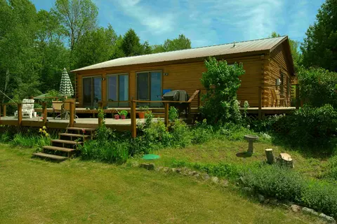 31833 E Tourist Rd, Drummond Island, MI 49726