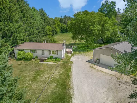 8774 Galbraith Rd, Cheboygan, MI 49721