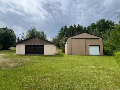 Exterior - 4790 E Brutus Rd, Alanson, MI 49706 photo 3 of 4