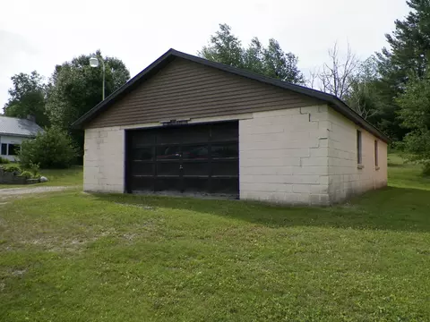Exterior - 4790 E Brutus Rd, Alanson, MI 49706 photo 4 of 4