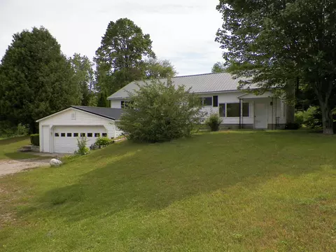 4790 E Brutus Rd, Alanson, MI 49706