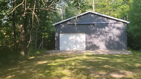 4954 N Deadstream Road Houghton Lake Mi 48629 Rd, Houghton Lake, MI 48629