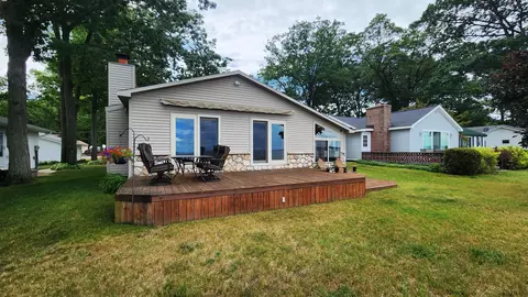 206 Houghton View Prudenville Mi 48651, Prudenville, MI 48651