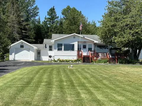 4885 N Straits Highway Cheboygan Mi 49721 Hwy, Cheboygan, MI 49721
