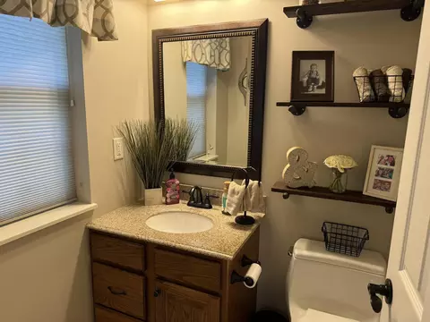 Bath - 3340 Lansing Rd, Roscommon, MI 48653 photo 1 of 5