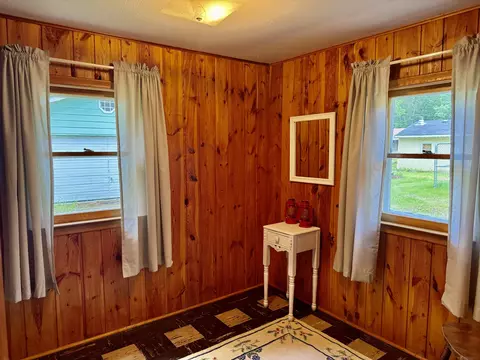 Bedroom - 2694 S Mt Tom Rd, Mio, MI 48647 photo 3 of 4