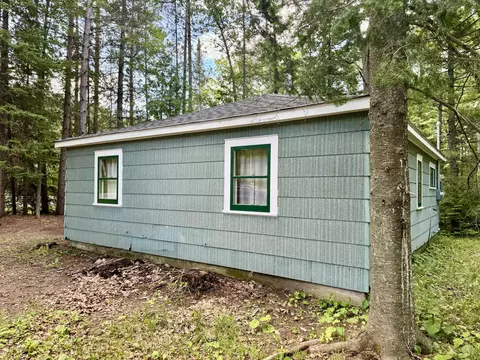 Exterior - 2694 S Mt Tom Rd, Mio, MI 48647 photo 3 of 9