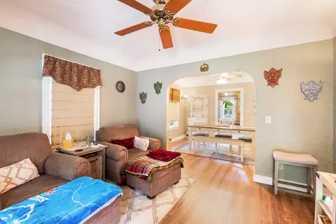 2022 Beckwith Ct, Flint, MI 48503 photo 5