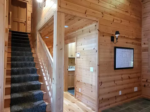 Entry Way - 329 Clare Boulevard Roscommon Mi 48653 Blvd, Roscommon, MI 48653 photo 5 of 16