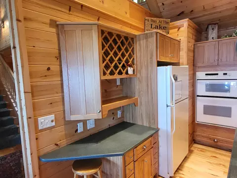 Kitchen - 329 Clare Boulevard Roscommon Mi 48653 Blvd, Roscommon, MI 48653 photo 3 of 7