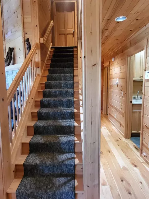 Entry Way - 329 Clare Boulevard Roscommon Mi 48653 Blvd, Roscommon, MI 48653 photo 12 of 16