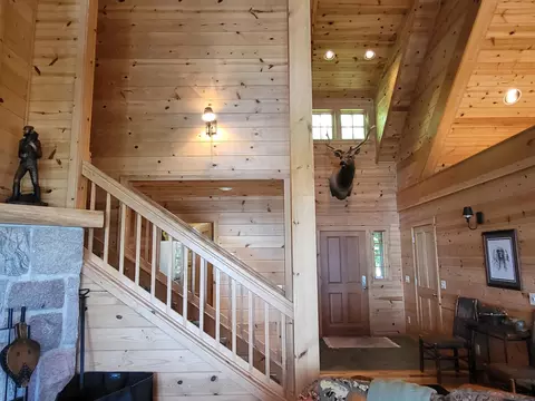 Entry Way - 329 Clare Boulevard Roscommon Mi 48653 Blvd, Roscommon, MI 48653 photo 4 of 16