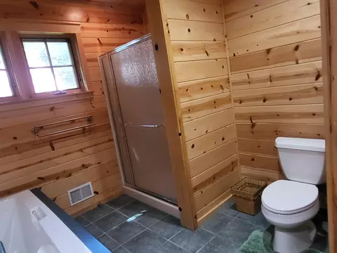 Bath - 329 Clare Boulevard Roscommon Mi 48653 Blvd, Roscommon, MI 48653 photo 6 of 8