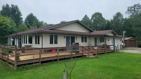 459 S Roberts Road Grayling Mi 49738 Rd, Grayling, MI 49738