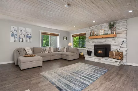 Living - 5900 Agren Rd, Lewiston, MI 49756 photo 4 of 7