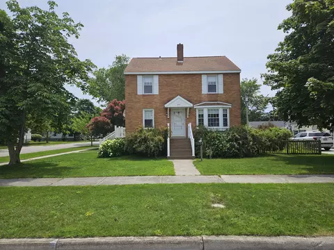 902 S 4th Avenue Alpena Mi 49707 Ave, Alpena, MI 49707