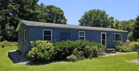 7335 Miller Rd, Swartz Creek, MI 48473