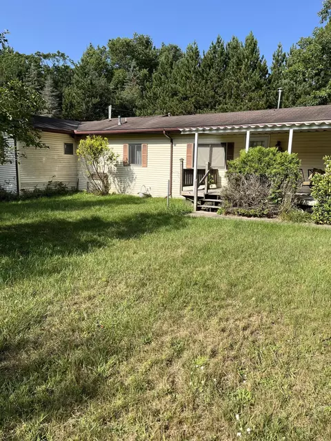 1745 N Coolidge Avenue Harrison Mi 48625 Ave, Harrison, MI 48625