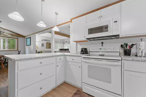3985 E Higgins Lake Dr, Roscommon, MI 48653 photo 6
