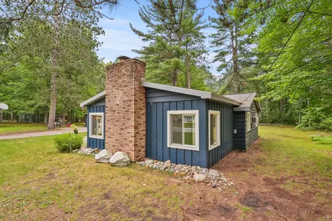 3985 E Higgins Lake Dr, Roscommon, MI 48653 photo 27