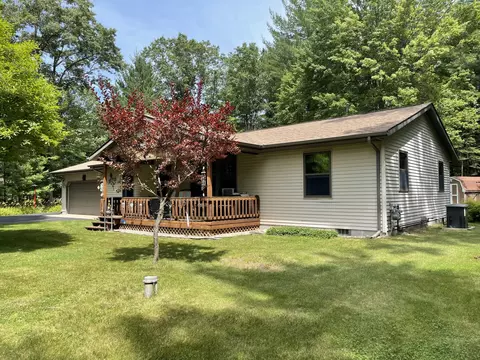 3555 S Gladwin Road Prudenville Mi 48651 Rd, Prudenville, MI 48651