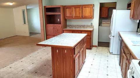 205 Center Dr, Roscommon, MI 48653 photo 14