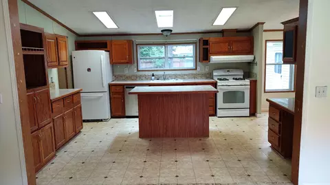 205 Center Dr, Roscommon, MI 48653 photo 11