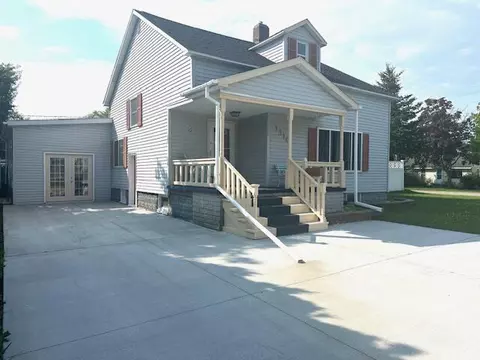 1310 S Third Avenue Alpena Mi 49707 Ave, Alpena, MI 49707