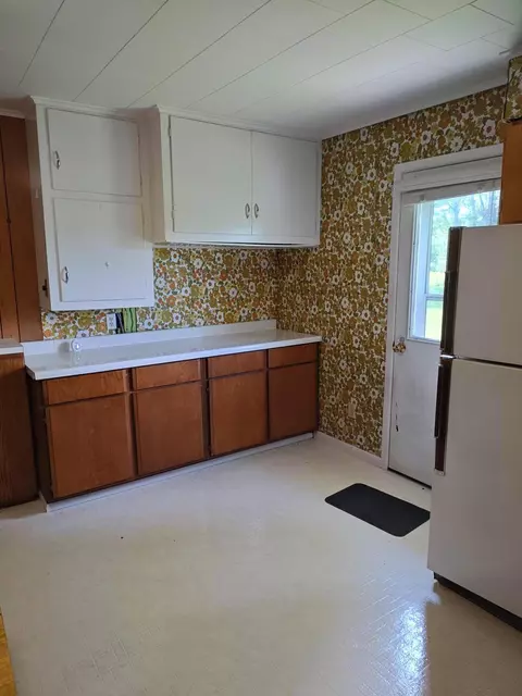 Kitchen - 2772 Vanyea Road Cheboygan Mi 49721 Rd, Cheboygan, MI 49721 photo 4 of 4