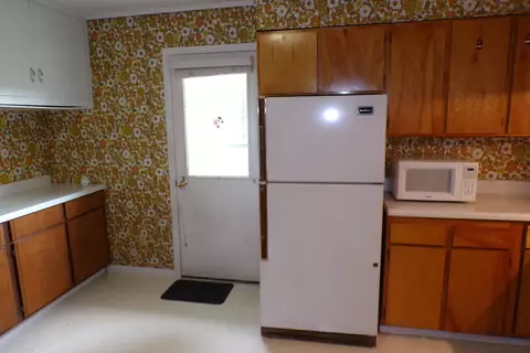 Kitchen - 2772 Vanyea Road Cheboygan Mi 49721 Rd, Cheboygan, MI 49721 photo 2 of 4