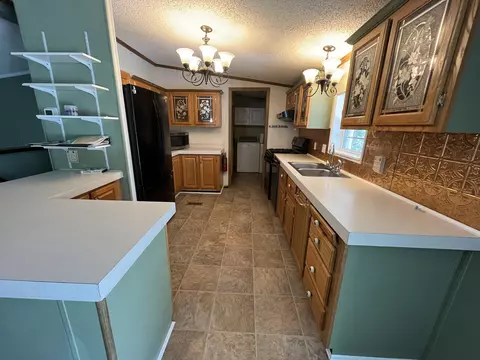 Kitchen - 102 Mcgregor Rd, Vanderbilt, MI 49795 photo 7 of 7