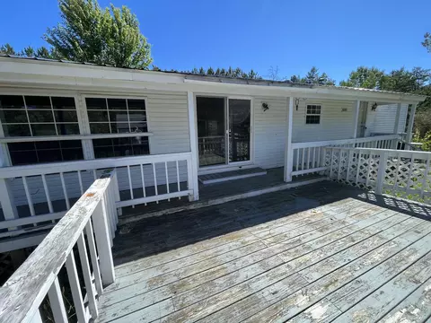 Exterior - 102 Mcgregor Rd, Vanderbilt, MI 49795 photo 5 of 7