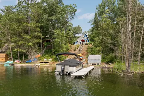 6082 Beach Road Johannesburg Mi 49751 Rd, Johannesburg, MI 49751