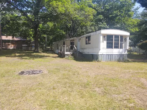14676 Clark St, Atlanta, MI 49709