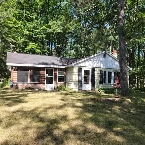4954 S Maple Valley Rd, Saint Helen, MI 48656