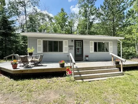 5976 Bear Lake Road Johannesburg Mi 49751 Rd, Johannesburg, MI 49751