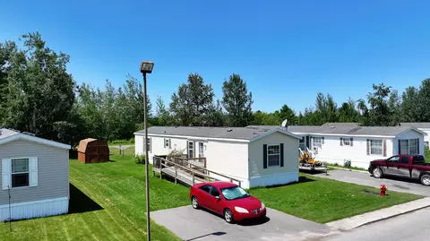 13 Chelsey Lane Cheboygan Mi 49721 Ln, Cheboygan, MI 49721
